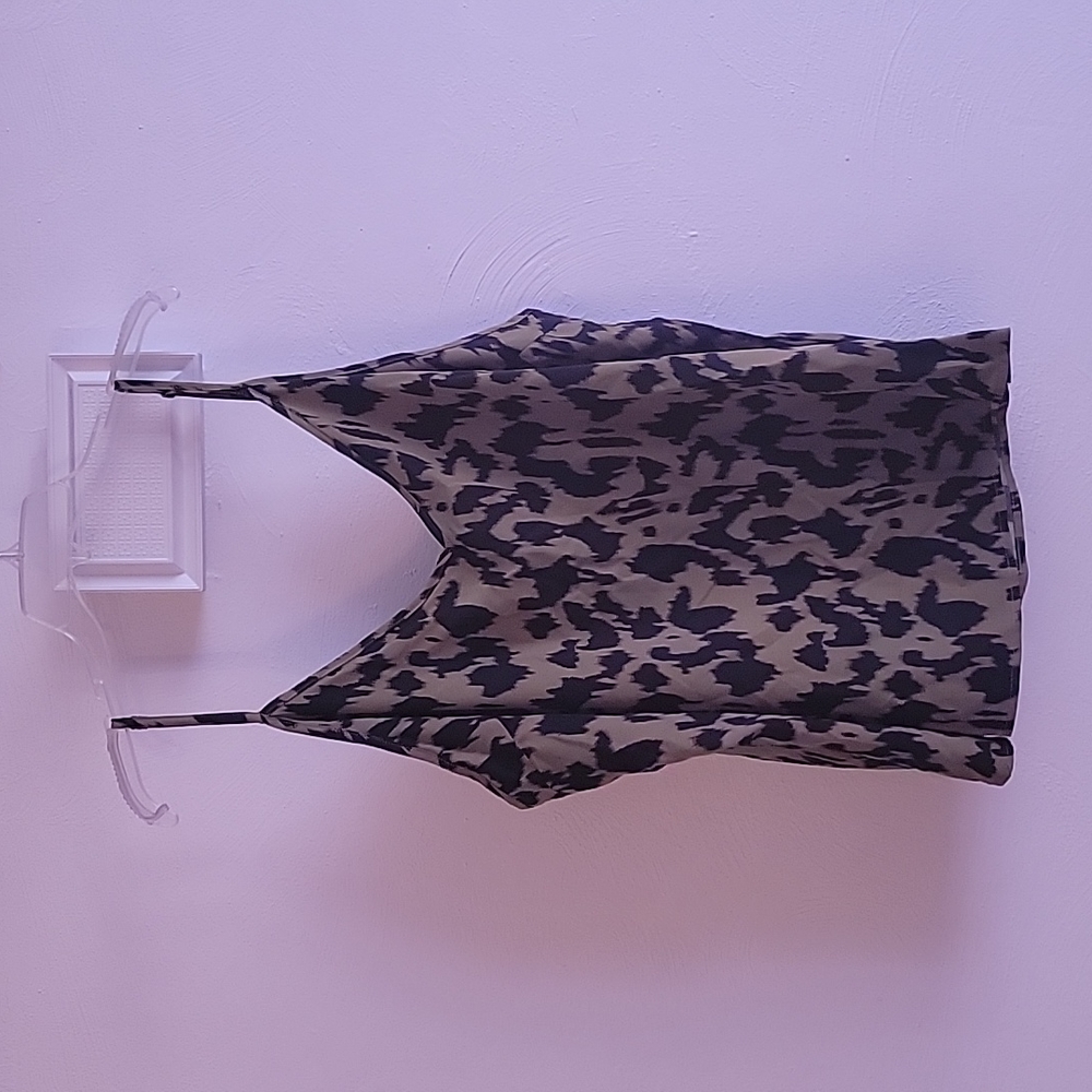 OLIVE GREEN LEOPARD PRINT TANK TOP